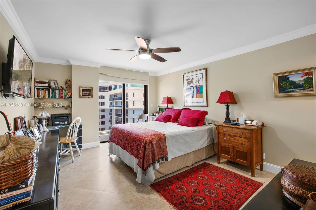 最近售出: $660,000 (2 贝兹, 2 浴室, 1121 平方英尺)