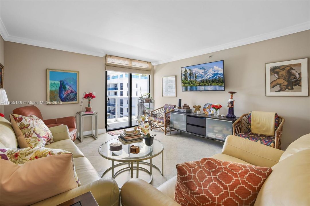 最近售出: $660,000 (2 贝兹, 2 浴室, 1121 平方英尺)