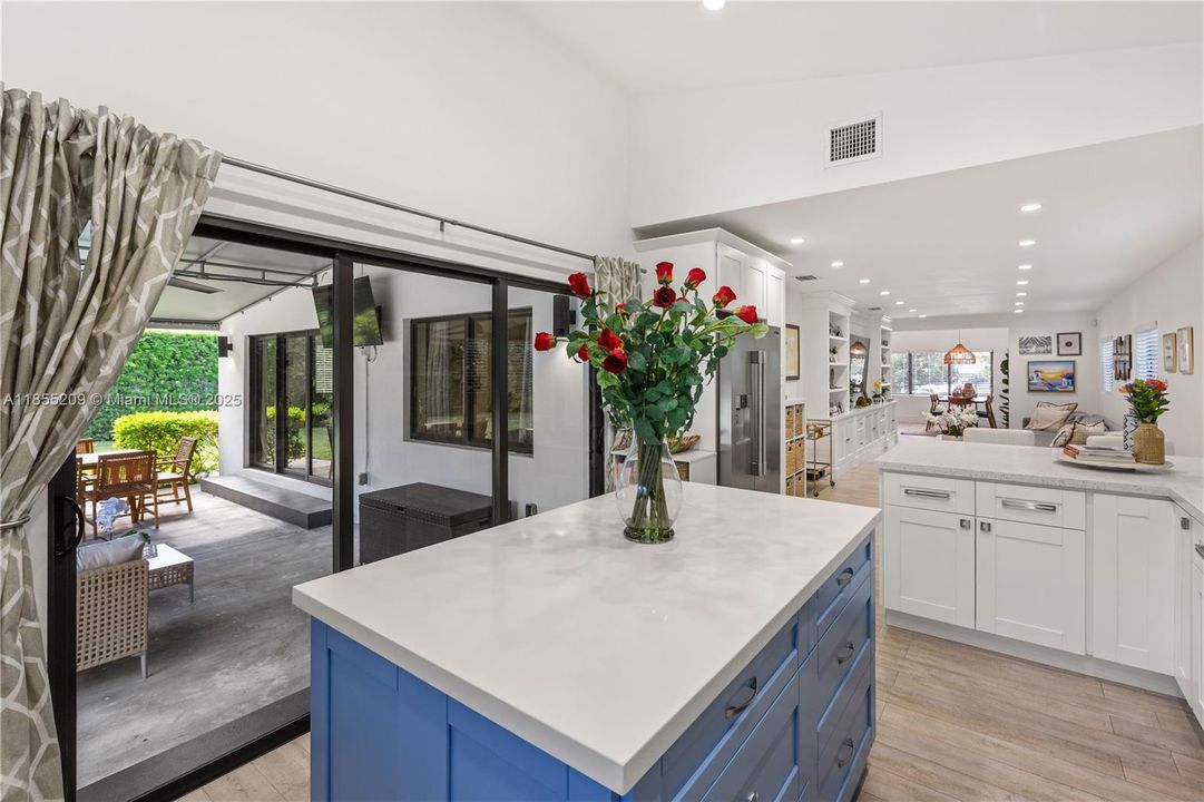 Vendido Recientemente: $1,748,000 (4 camas, 2 baños, 1874 Pies cuadrados)