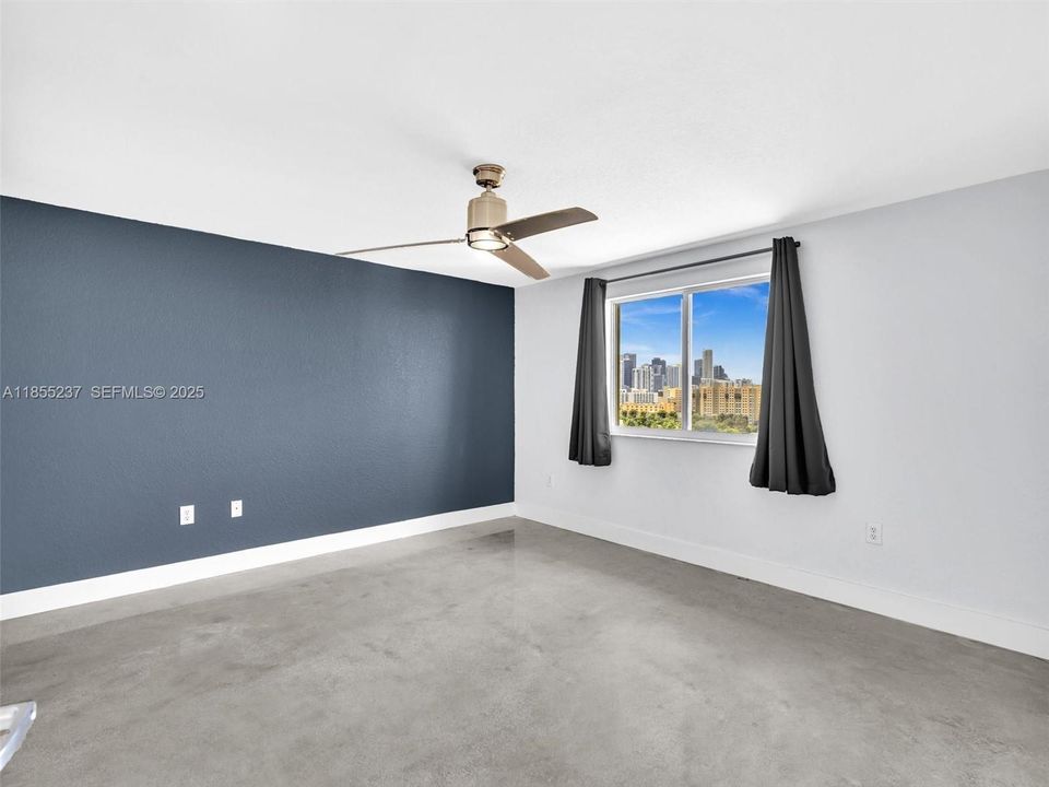 En Venta: $350,000 (2 camas, 2 baños, 891 Pies cuadrados)