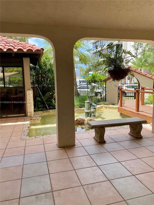 最近租的: $5,500 (2 贝兹, 2 浴室, 1139 平方英尺)