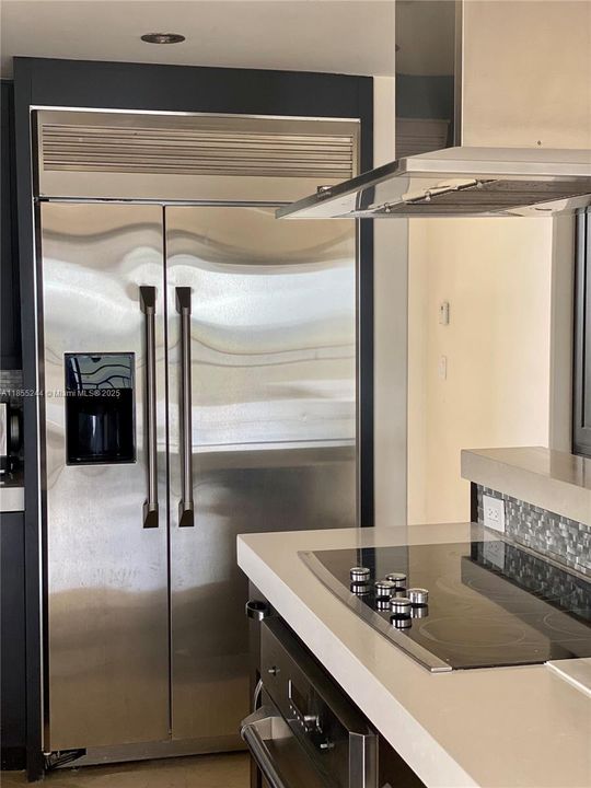 最近租的: $5,500 (2 贝兹, 2 浴室, 1139 平方英尺)