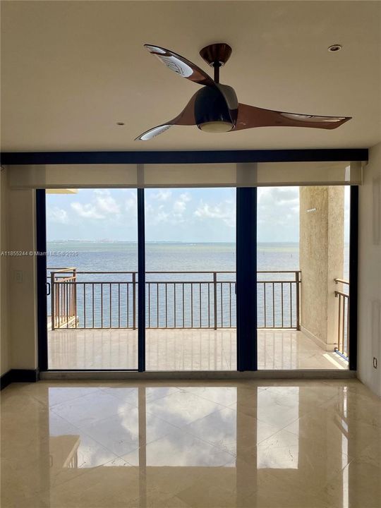 最近租的: $5,500 (2 贝兹, 2 浴室, 1139 平方英尺)