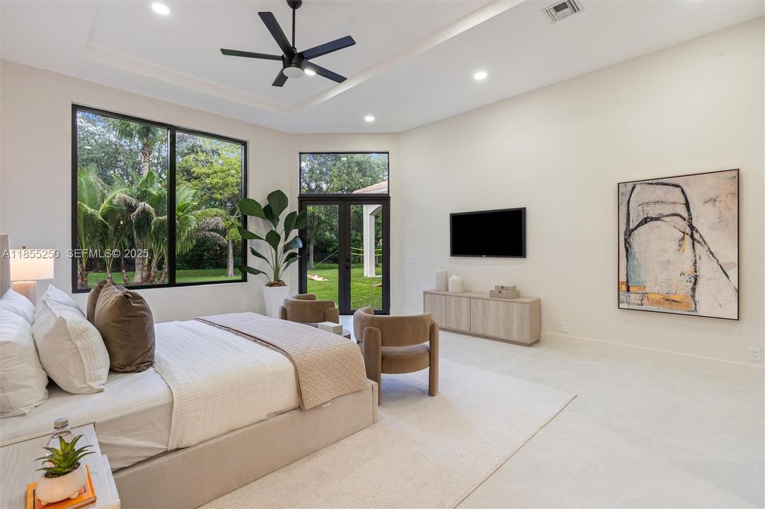 For Sale: $3,399,000 (5 beds, 6 baths, 5071 Square Feet)