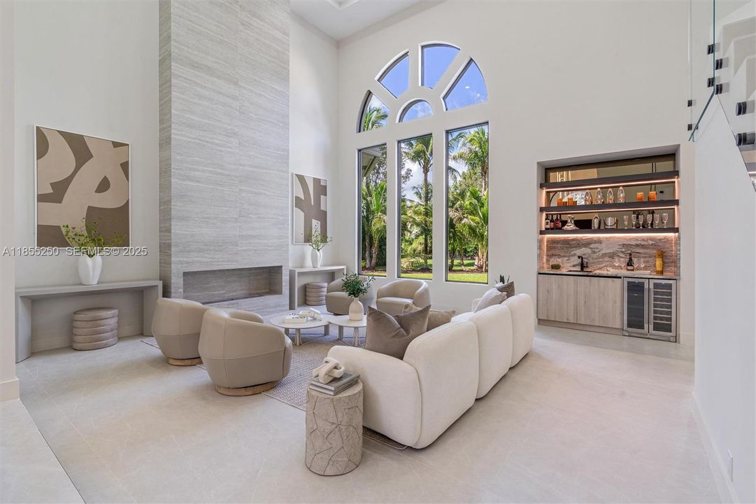 For Sale: $3,399,000 (5 beds, 6 baths, 5071 Square Feet)