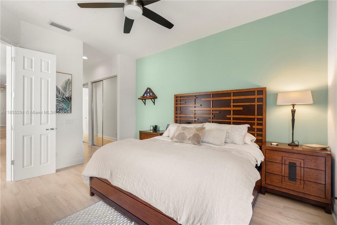 Недавно продано: $658,000 (3 спален, 2 ванн, 1567 Квадратных фут)