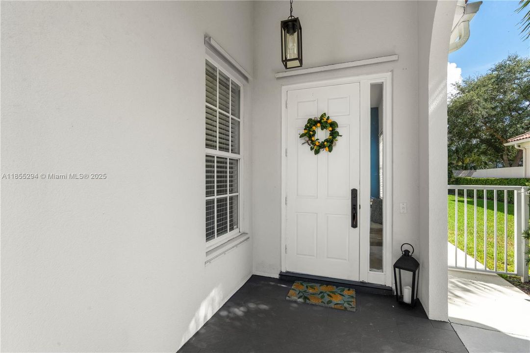 Недавно продано: $658,000 (3 спален, 2 ванн, 1567 Квадратных фут)