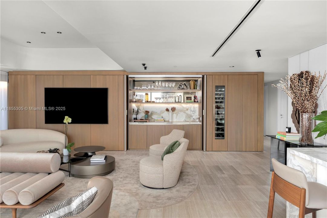 待售: $5,750,000 (3 贝兹, 3 浴室, 2896 平方英尺)