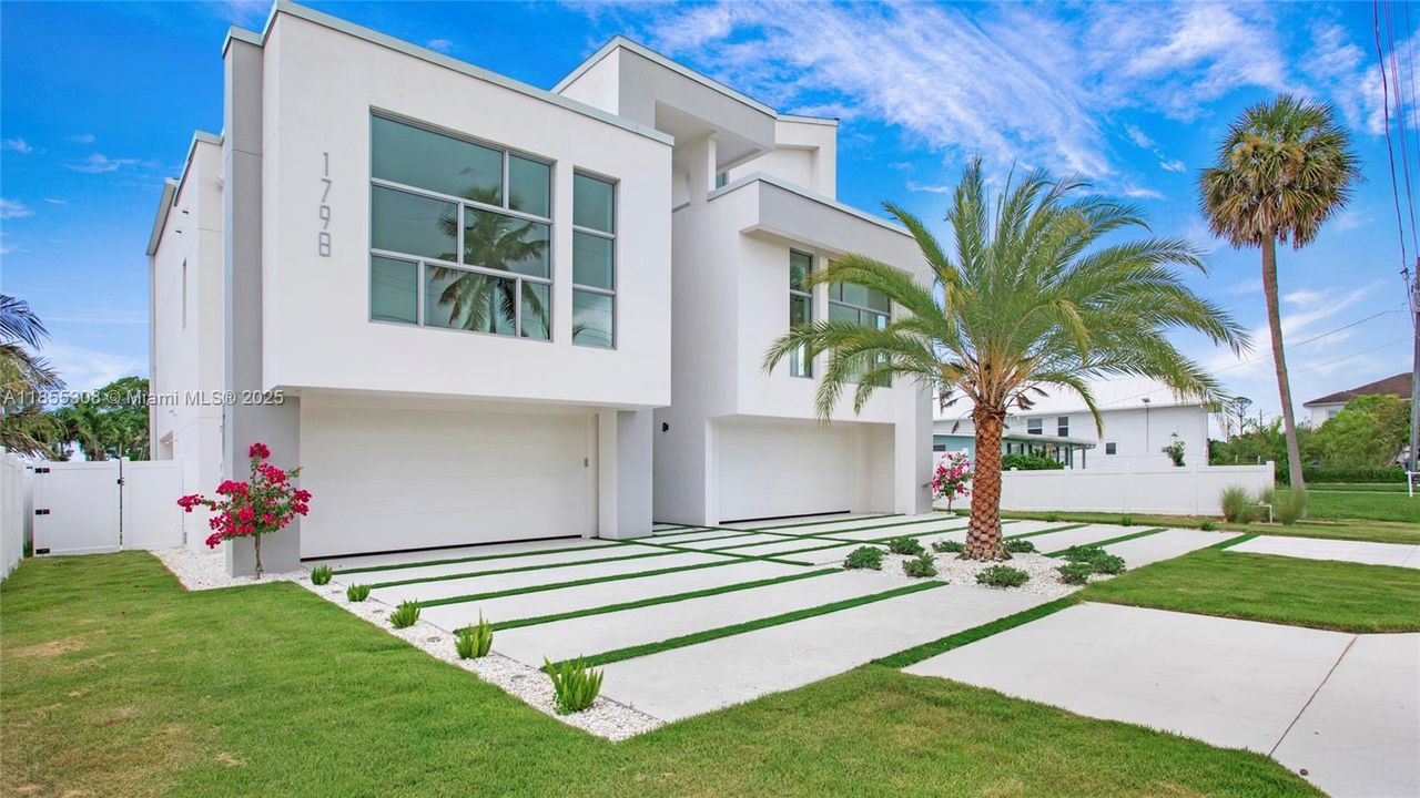 For Sale: $3,999,999 (4 beds, 4 baths, 0 Square Feet)