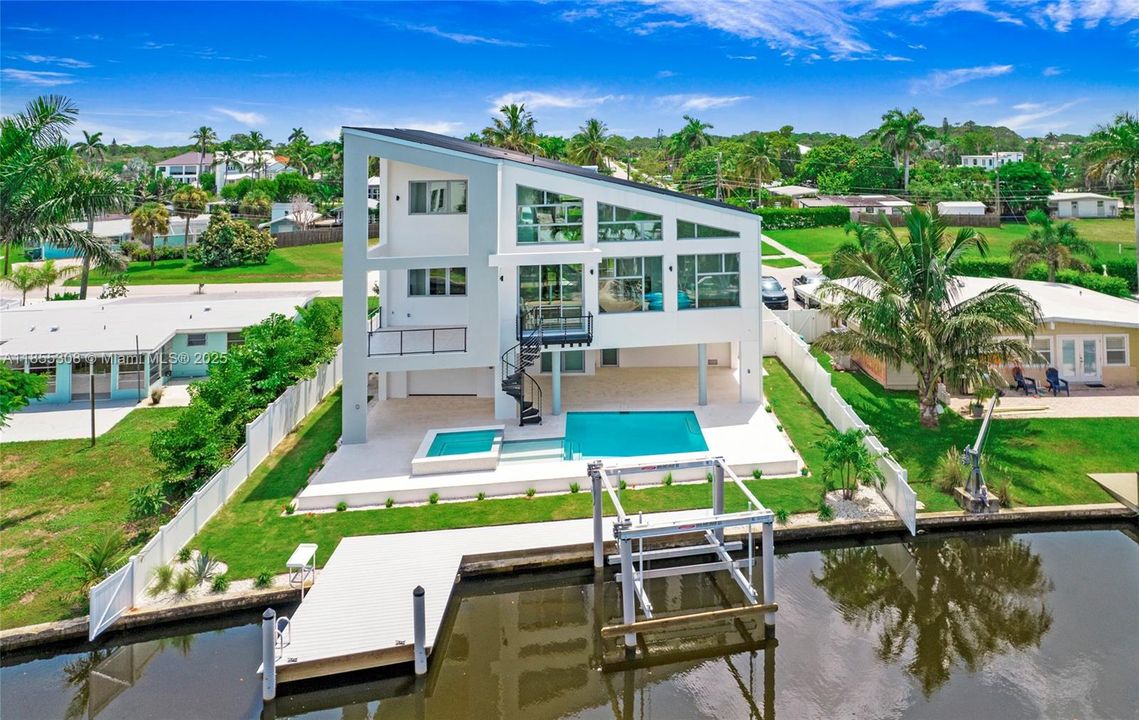 For Sale: $3,999,999 (4 beds, 4 baths, 0 Square Feet)