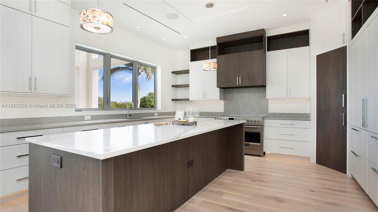 For Sale: $3,999,999 (4 beds, 4 baths, 0 Square Feet)