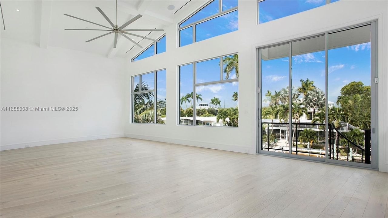 For Sale: $3,999,999 (4 beds, 4 baths, 0 Square Feet)