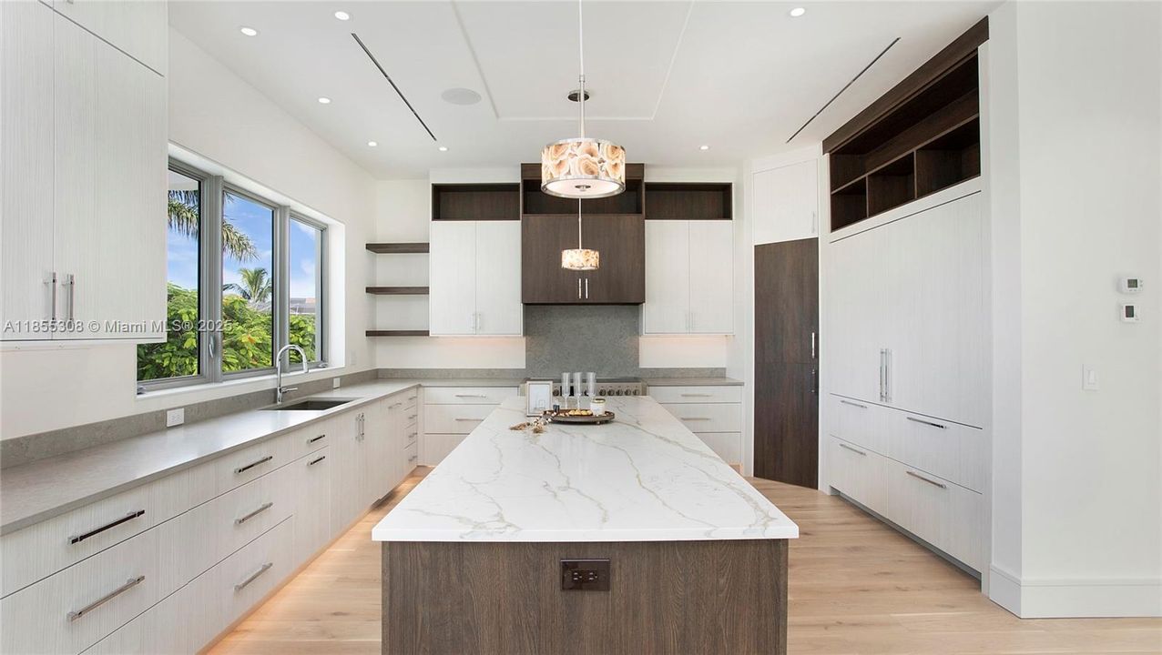 For Sale: $3,999,999 (4 beds, 4 baths, 0 Square Feet)