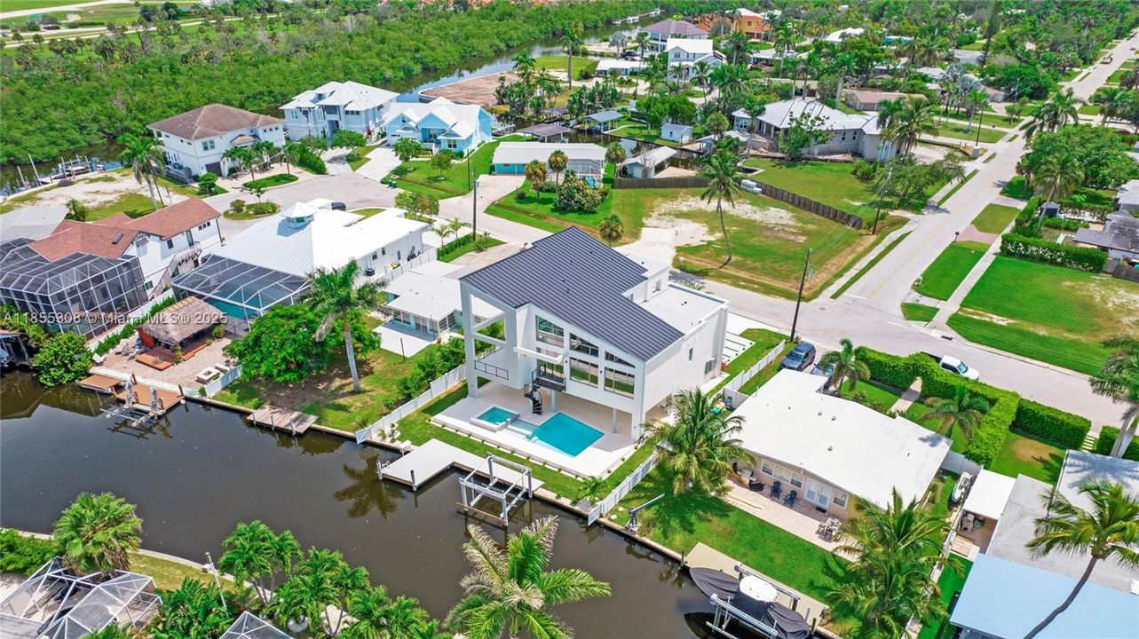 For Sale: $3,999,999 (4 beds, 4 baths, 0 Square Feet)