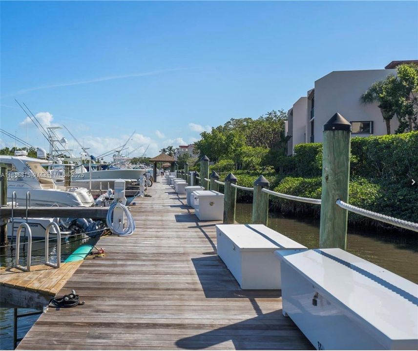 待售: $485,000 (100.00 acres)