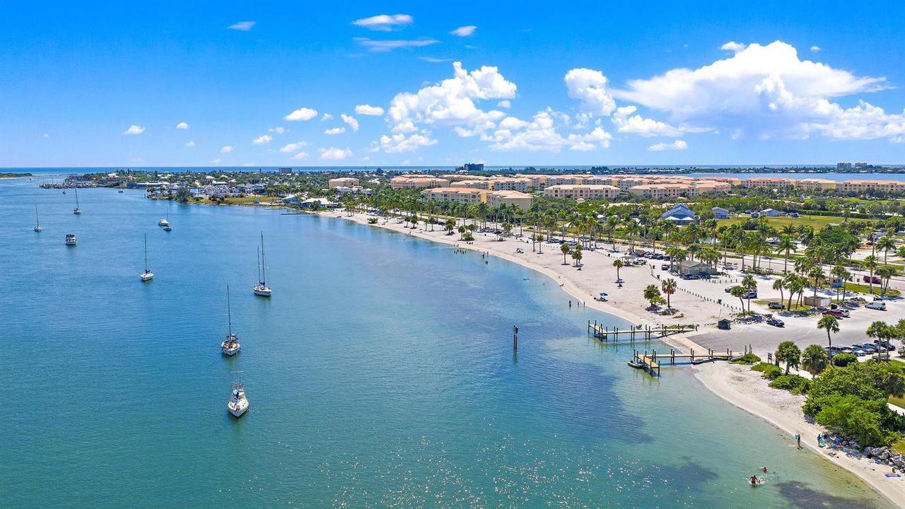 901 S Ocean Dr-7