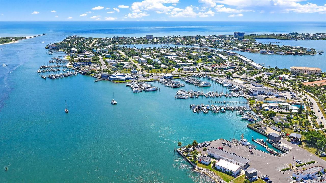 901 S Ocean Dr-9