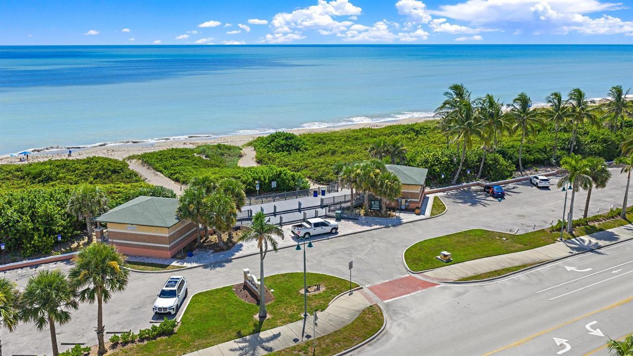 901 S Ocean Dr-32