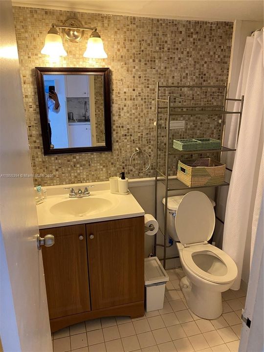 待售: $112,000 (0 贝兹, 1 浴室, 410 平方英尺)