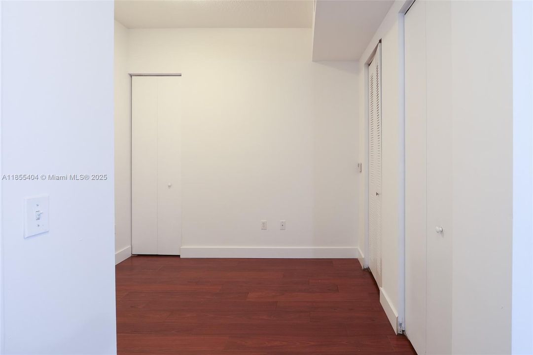 На продажу: $355,000 (1 спален, 1 ванн, 773 Квадратных фут)