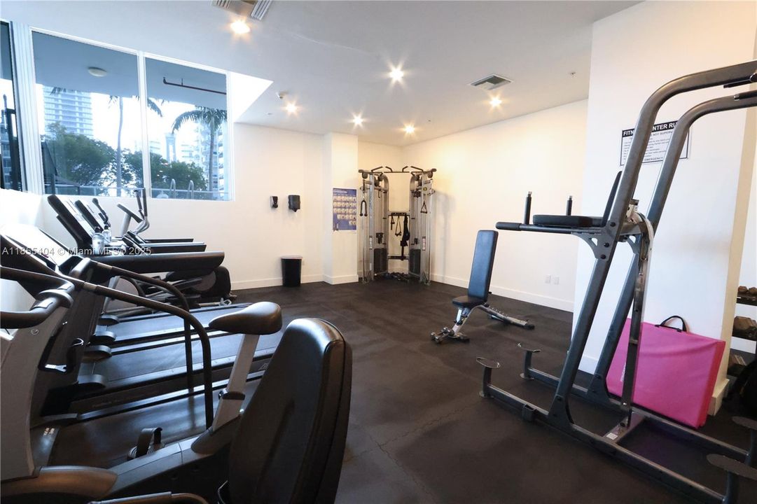 На продажу: $355,000 (1 спален, 1 ванн, 773 Квадратных фут)