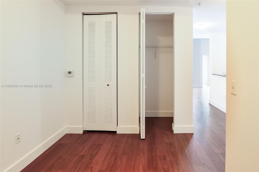 На продажу: $355,000 (1 спален, 1 ванн, 773 Квадратных фут)