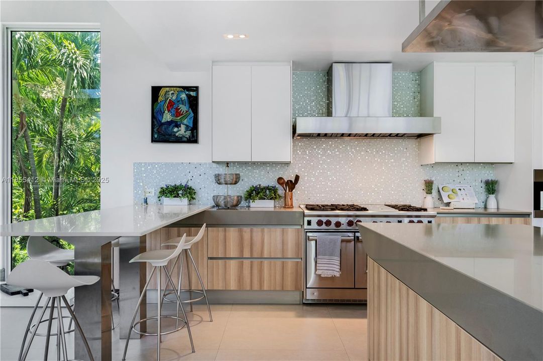 En Venta: $8,600,000 (5 camas, 4 baños, 4166 Pies cuadrados)