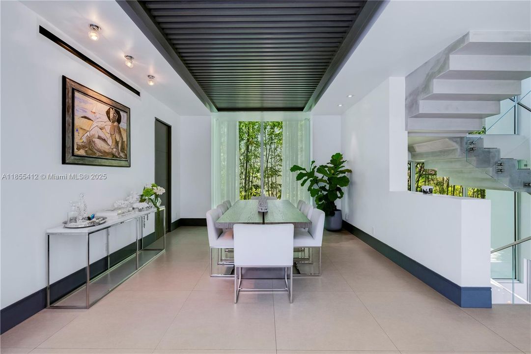 En Venta: $8,600,000 (5 camas, 4 baños, 4166 Pies cuadrados)