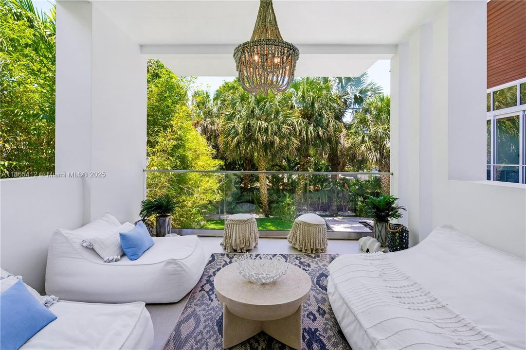 En Venta: $8,600,000 (5 camas, 4 baños, 4166 Pies cuadrados)