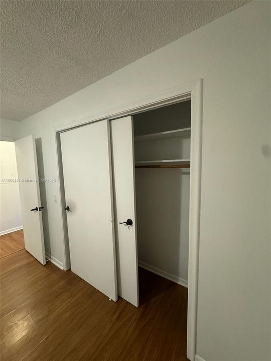 Недавно арендовано: $1,500 (1 спален, 1 ванн, 600 Квадратных фут)