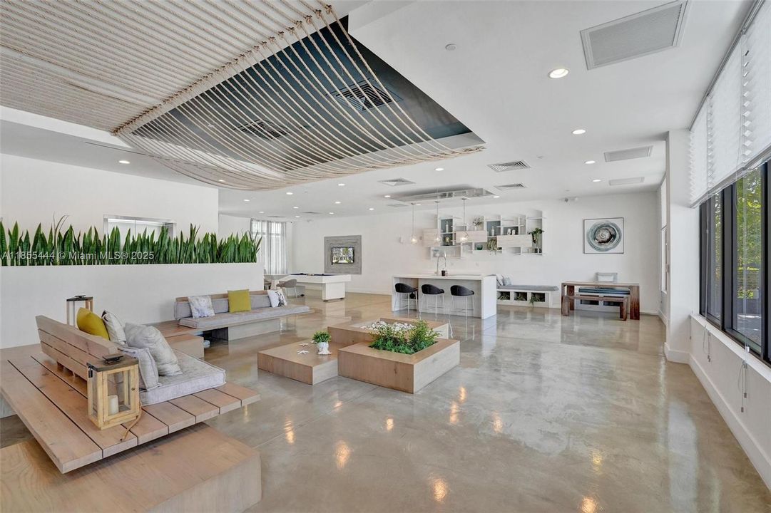 For Rent: $5,000 (3 beds, 3 baths, 1907 Square Feet)