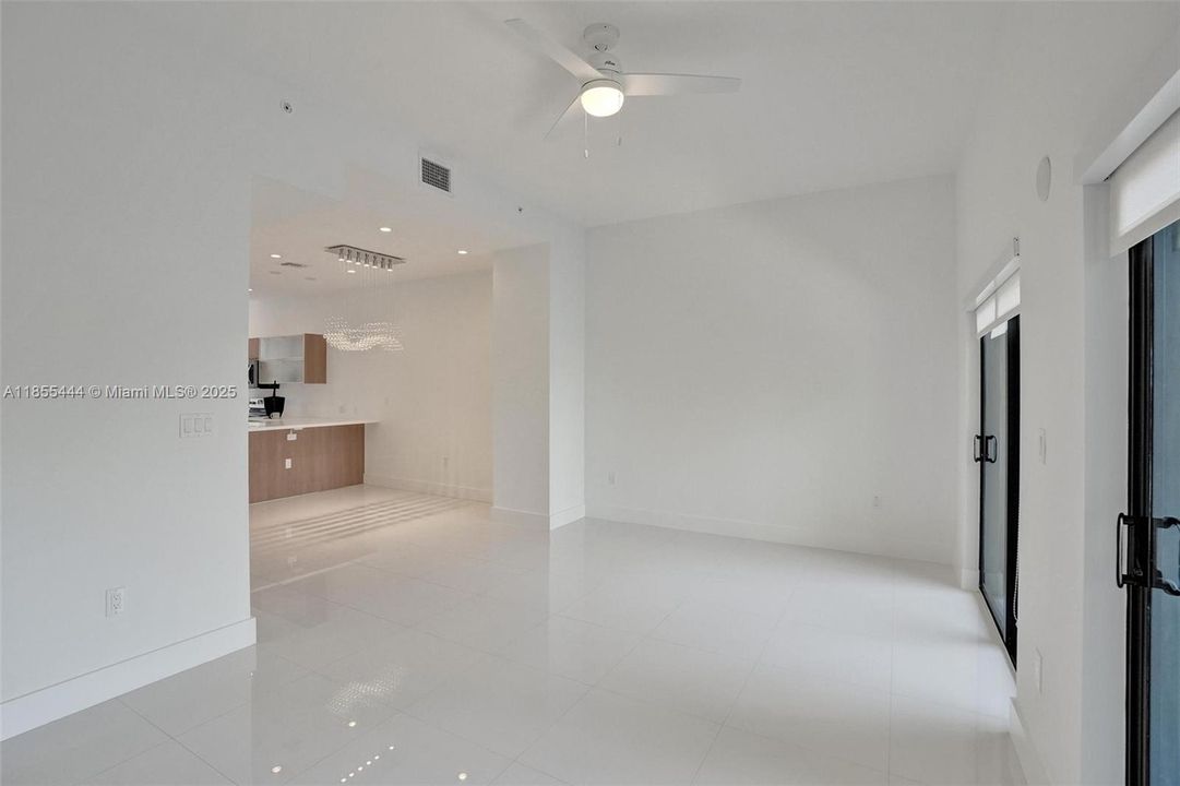 For Rent: $5,000 (3 beds, 3 baths, 1907 Square Feet)