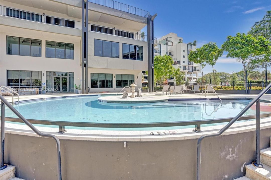 For Rent: $5,000 (3 beds, 3 baths, 1907 Square Feet)