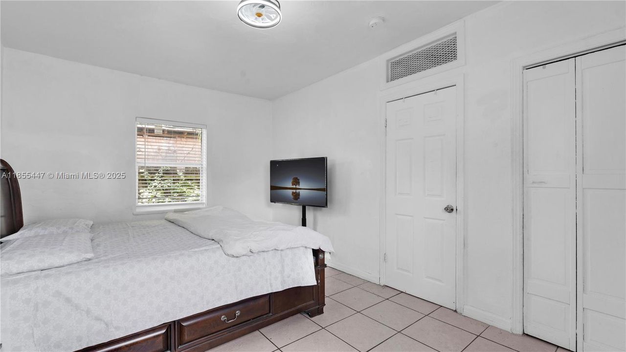 Unit 2 Primary Bedroom