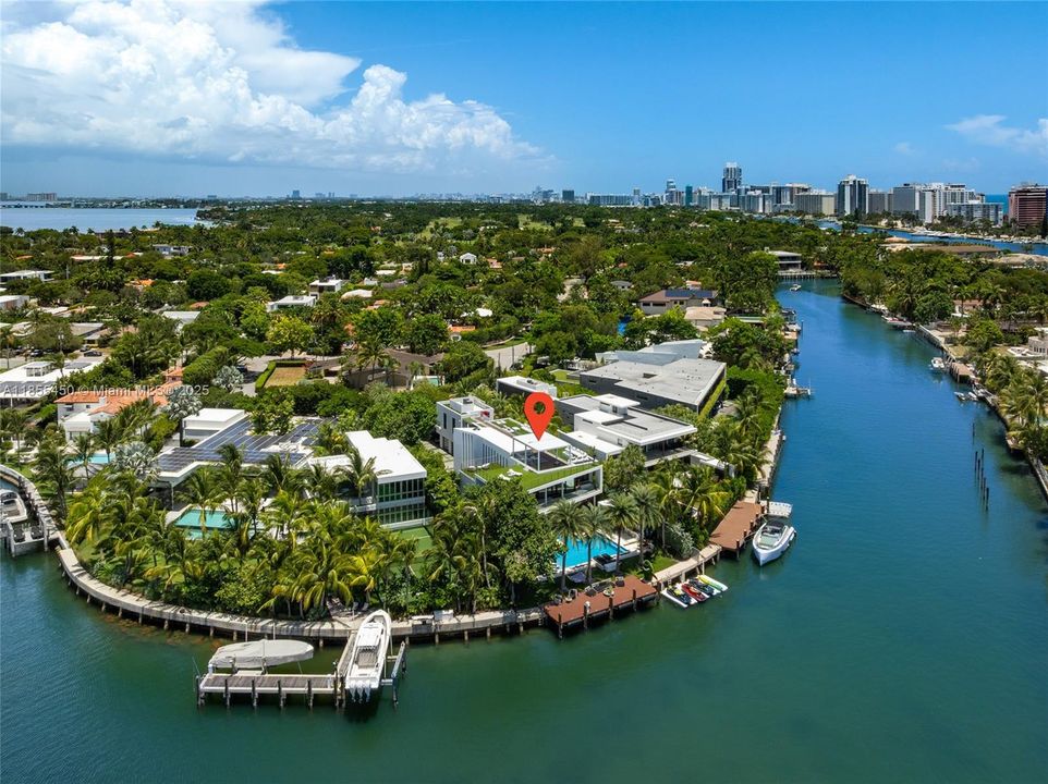 For Sale: $14,800,000 (5 beds, 7 baths, 5406 Square Feet)