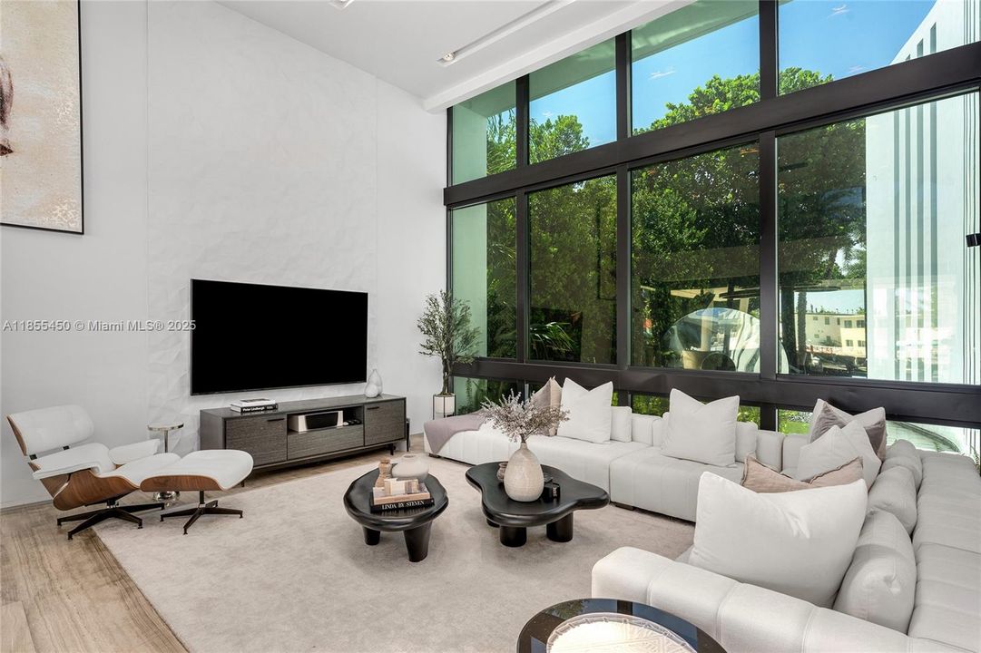 For Sale: $14,800,000 (5 beds, 7 baths, 5406 Square Feet)