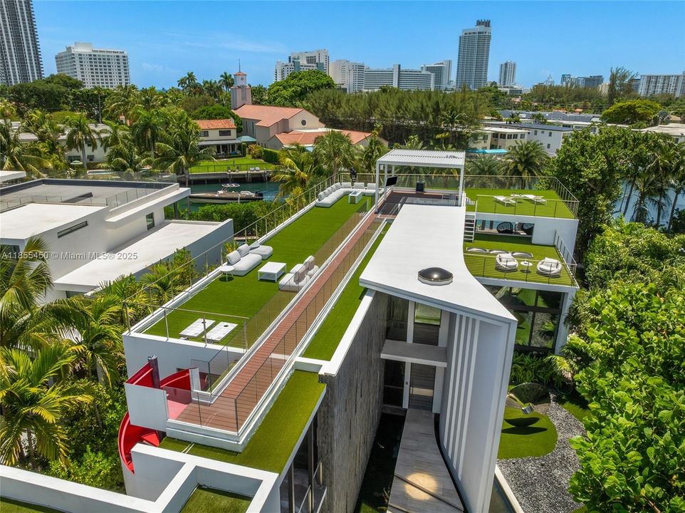 For Sale: $14,800,000 (5 beds, 7 baths, 5406 Square Feet)