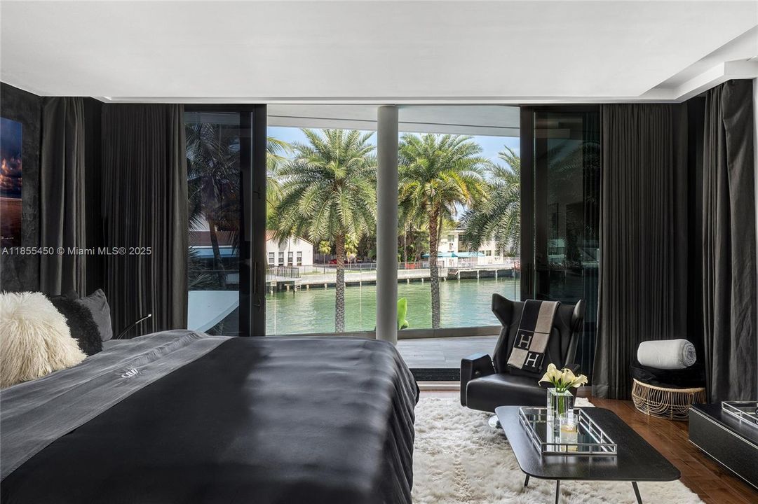 For Sale: $14,800,000 (5 beds, 7 baths, 5406 Square Feet)