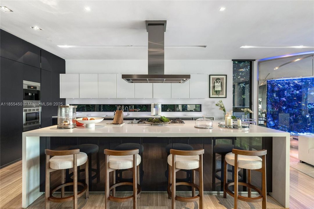 For Sale: $14,800,000 (5 beds, 7 baths, 5406 Square Feet)