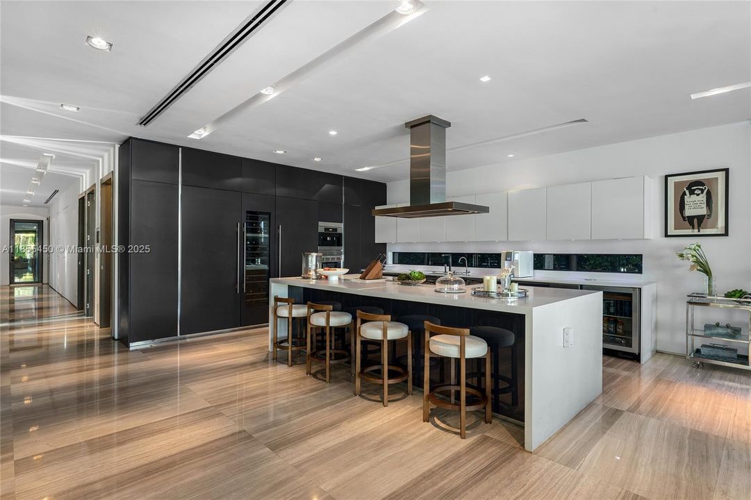 For Sale: $14,800,000 (5 beds, 7 baths, 5406 Square Feet)