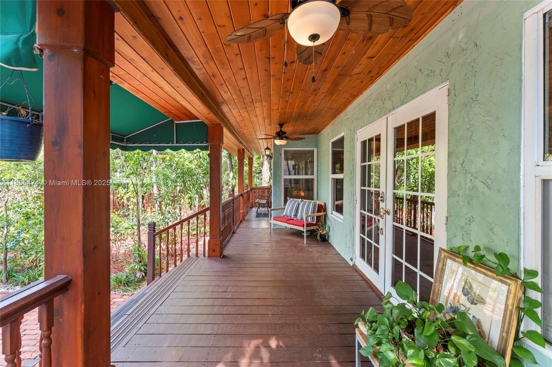 For Rent: $8,900 (3 beds, 3 baths, 3128 Square Feet)