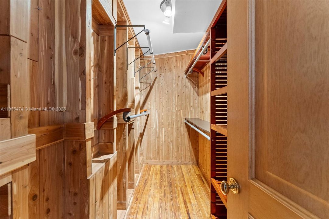 For Rent: $8,900 (3 beds, 3 baths, 3128 Square Feet)