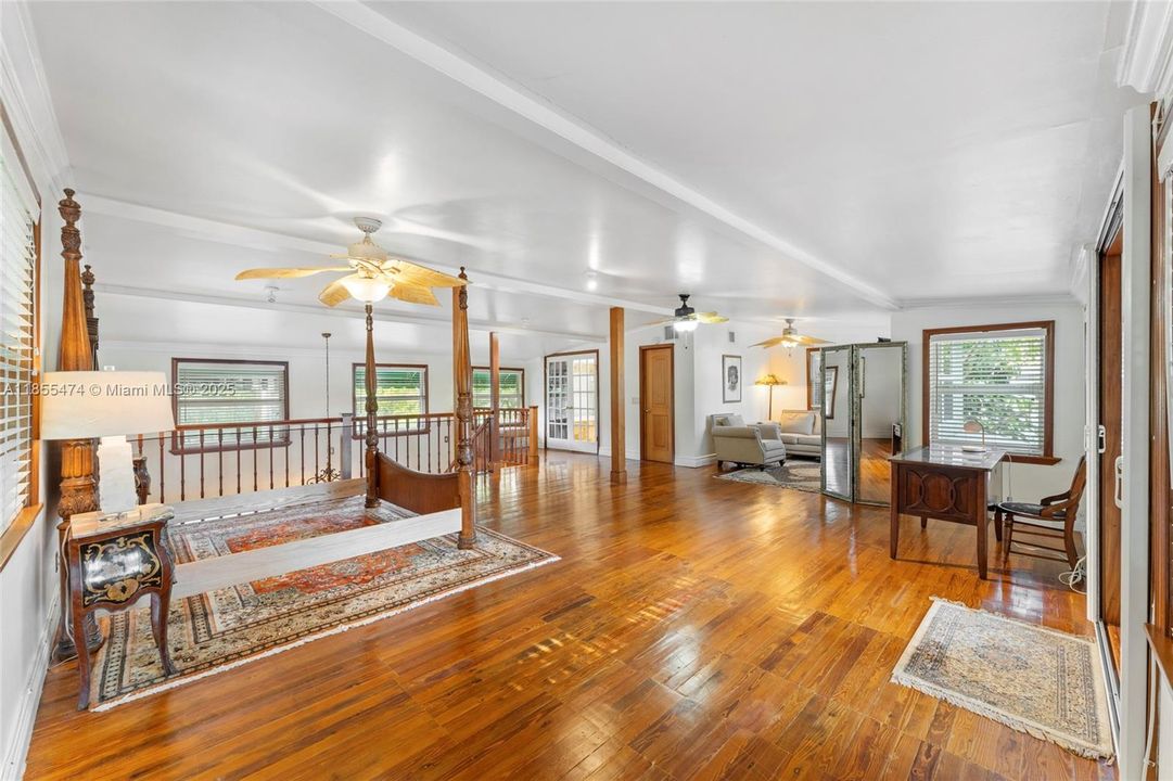 For Rent: $8,900 (3 beds, 3 baths, 3128 Square Feet)