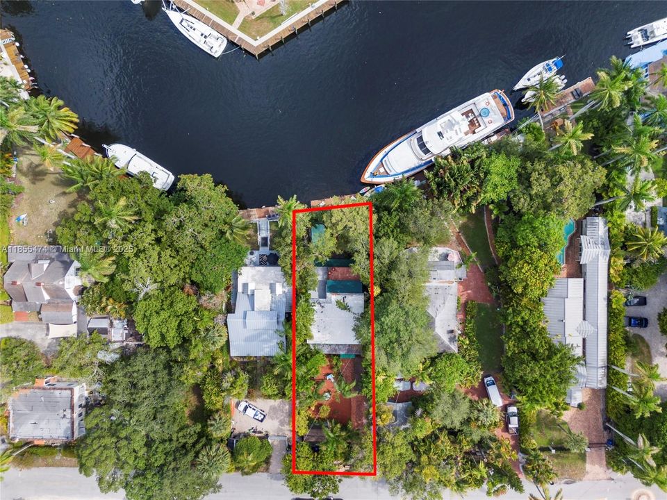 For Rent: $8,900 (3 beds, 3 baths, 3128 Square Feet)