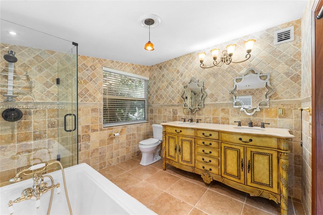 For Rent: $8,900 (3 beds, 3 baths, 3128 Square Feet)