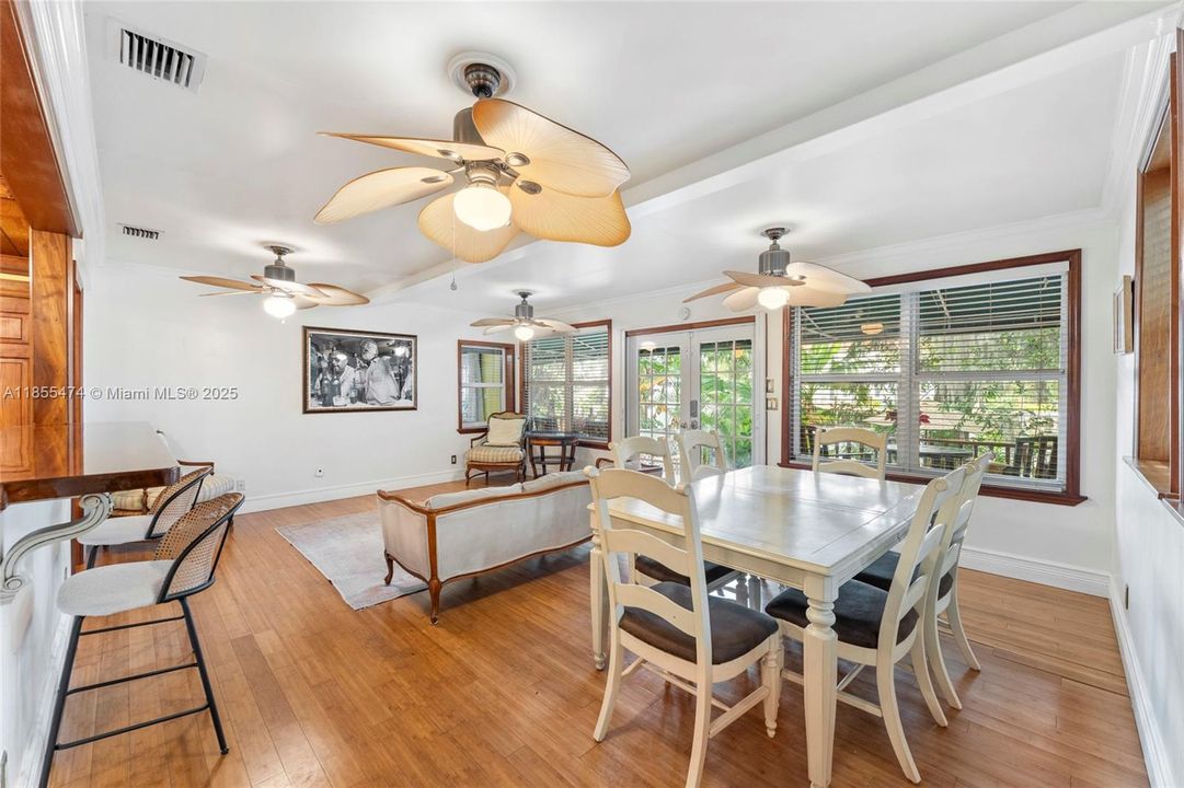 For Rent: $8,900 (3 beds, 3 baths, 3128 Square Feet)