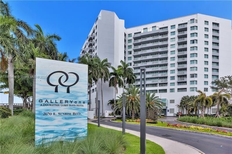 For Sale: $165,000 (1 beds, 1 baths, 548 Square Feet)