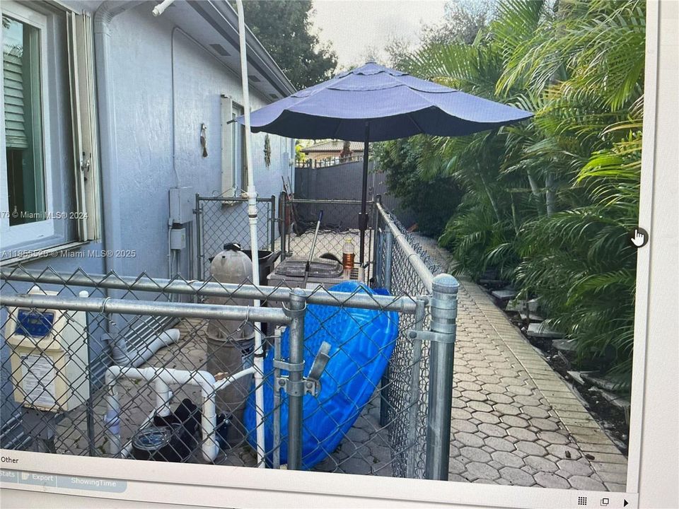 最近租的: $5,000 (4 贝兹, 2 浴室, 2044 平方英尺)