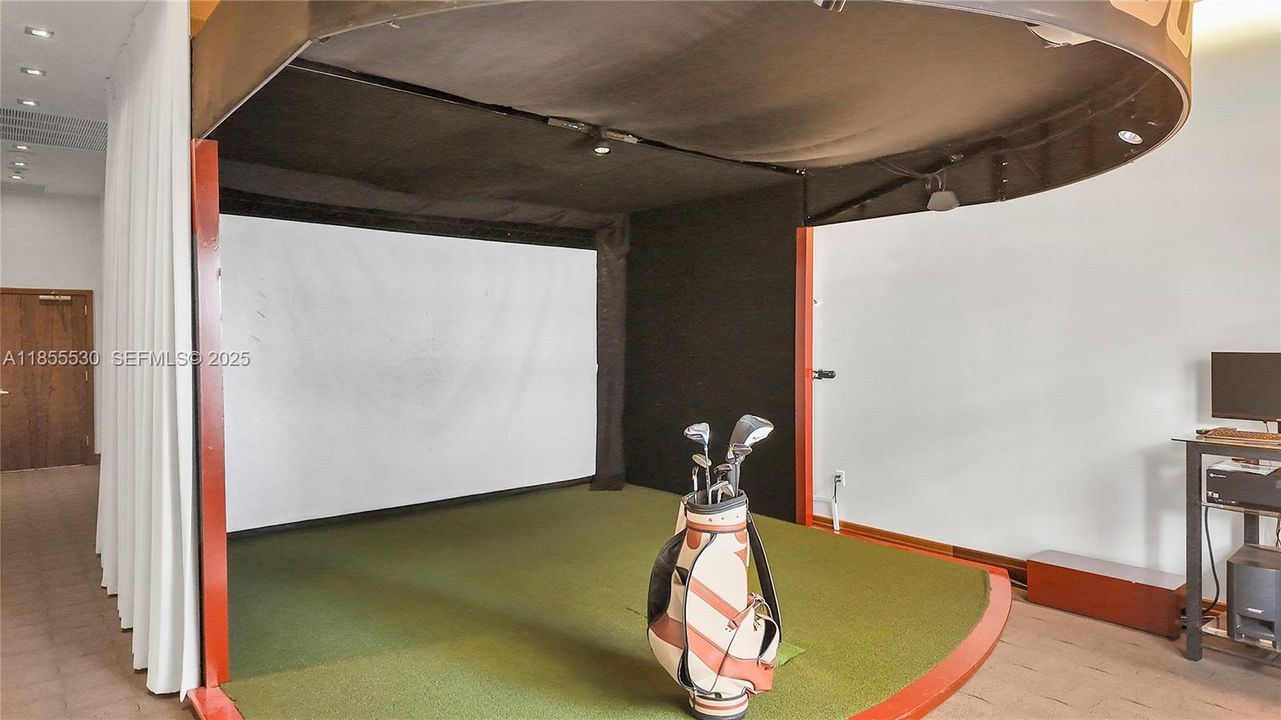 For Sale: $850,000 (2 beds, 2 baths, 1368 Square Feet)