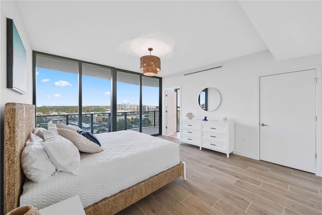 For Sale: $4,598,000 (4 beds, 4 baths, 3158 Square Feet)